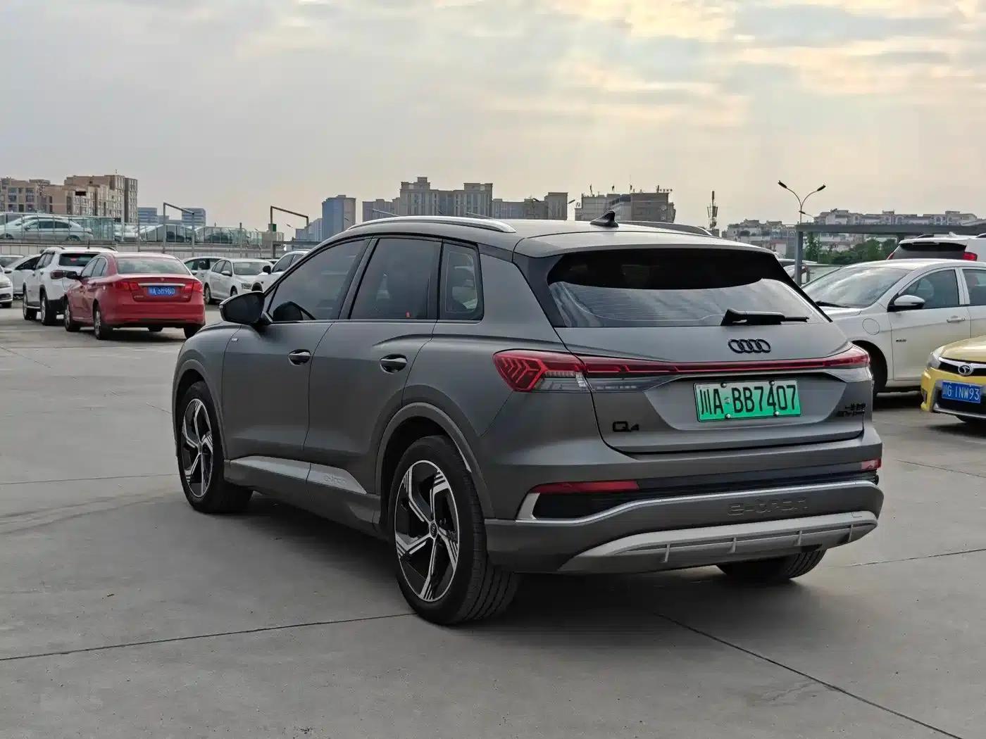 Audi Q4 e-tron 2023 Model 40 e-tron Trailblazer — миниатюра 6