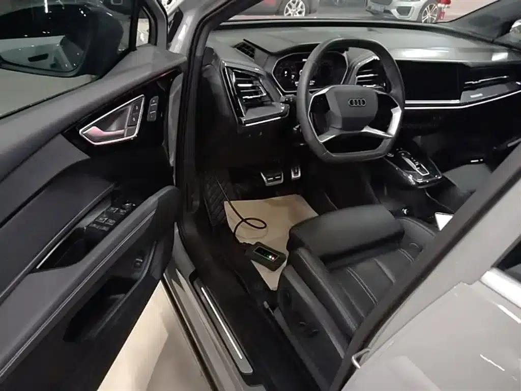 Audi Q4 e-tron 2024 Model 40 e-tron Trailblazer — миниатюра 16