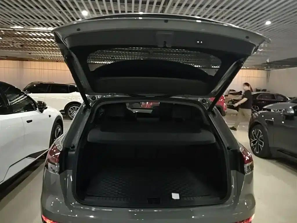 Audi Q4 e-tron 2024 Model 40 e-tron Trailblazer — миниатюра 19
