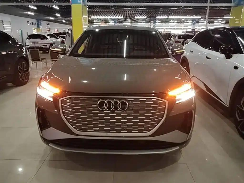 Audi Q4 e-tron 2024 Model 40 e-tron Trailblazer — миниатюра 3