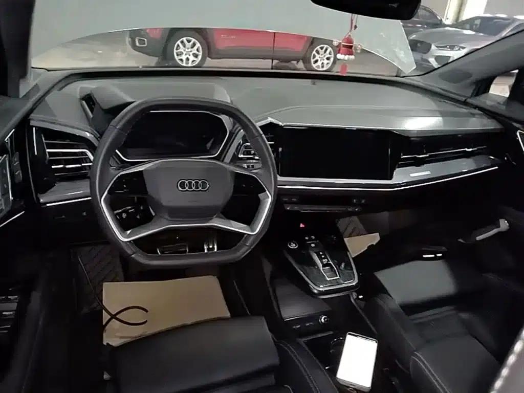 Audi Q4 e-tron 2024 Model 40 e-tron Trailblazer — миниатюра 10