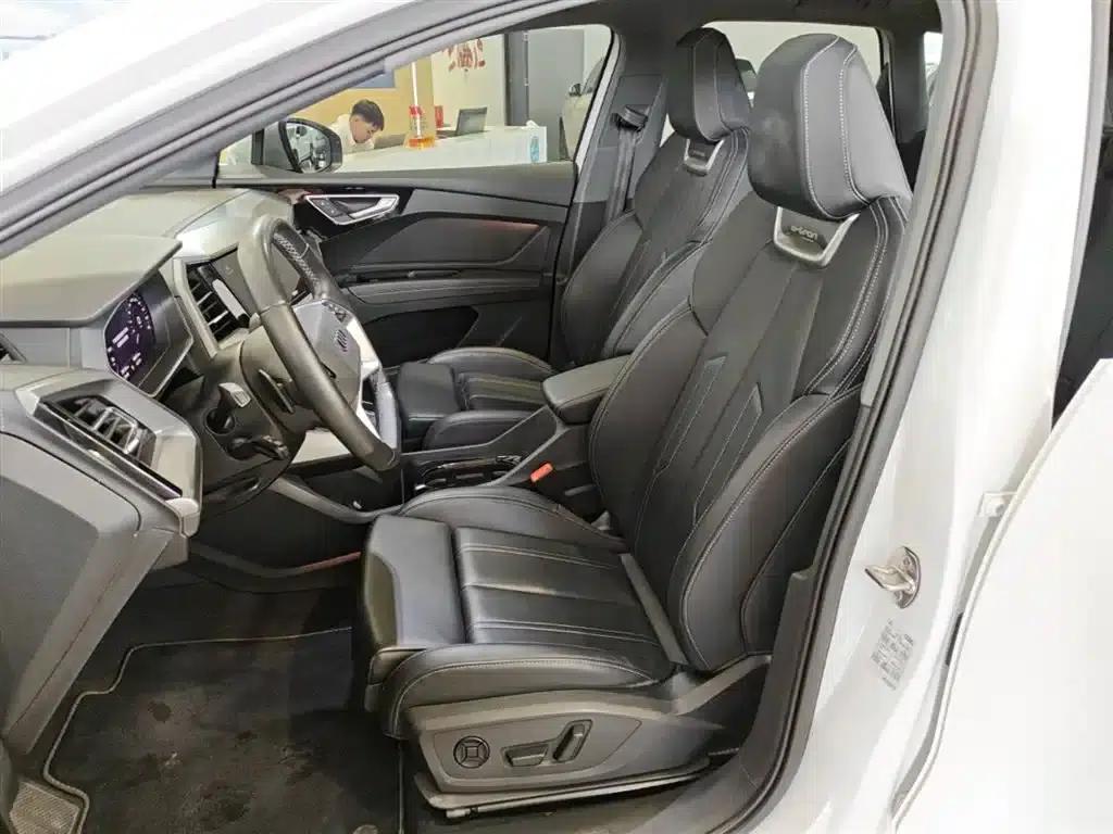 Audi Q4 e-tron 2024 Model 40 e-tron Adventure Edition — миниатюра 14