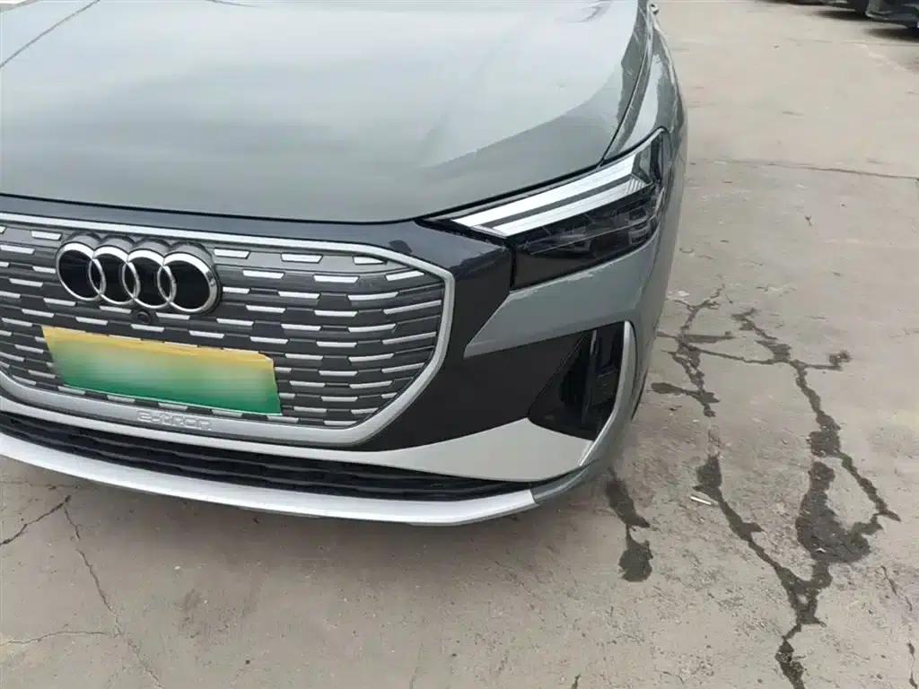 Audi Q4 e-tron 2023 Model 40 e-tron Adventure Edition — миниатюра 24
