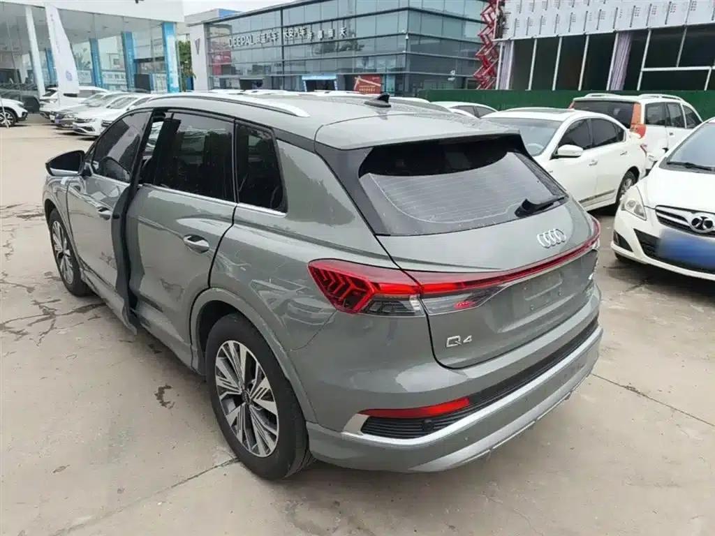 Audi Q4 e-tron 2023 Model 40 e-tron Adventure Edition — миниатюра 5