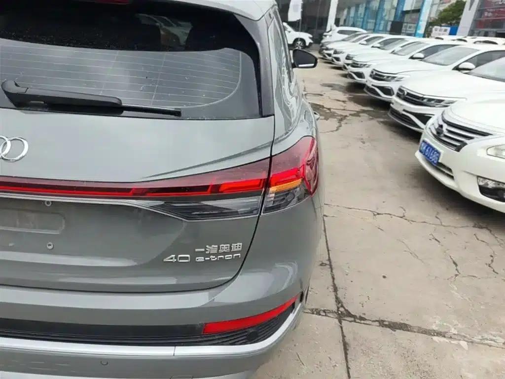 Audi Q4 e-tron 2023 Model 40 e-tron Adventure Edition — миниатюра 8