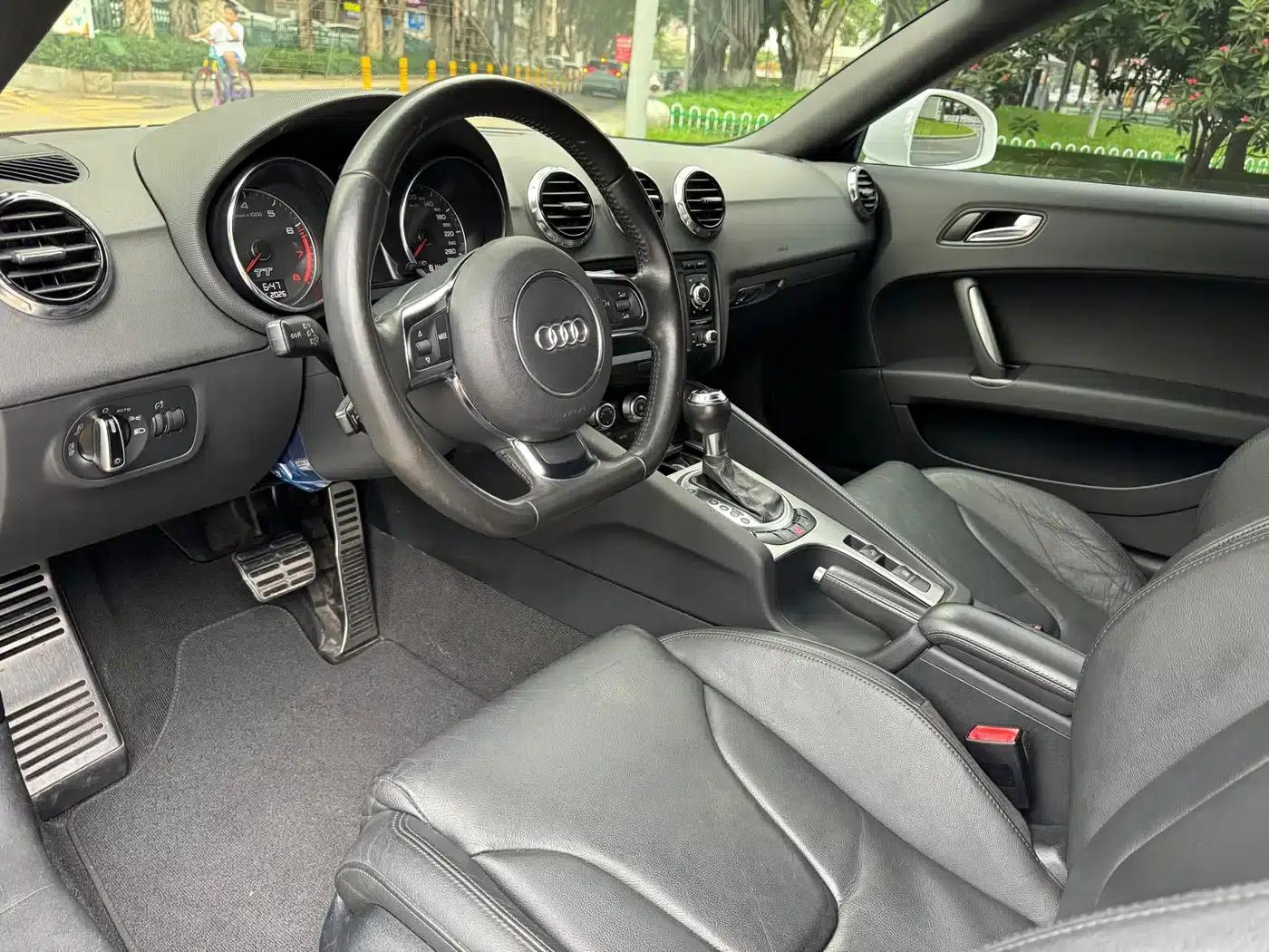 2011 Audi TT Roadster 2.0TFSI — миниатюра 5