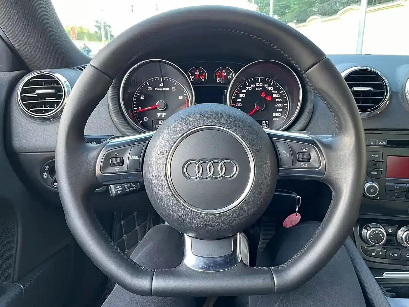 Audi TT 2014 TT Coupe 45 TFSI Comfortline — миниатюра 14