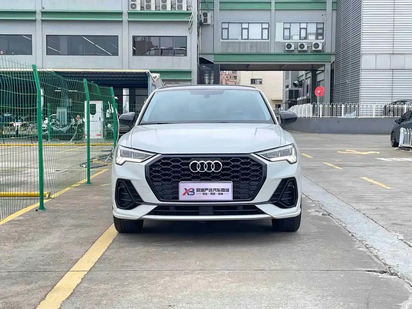 Audi Q3 Sportback 2022 40 TFSI Fashion Edition — миниатюра 2