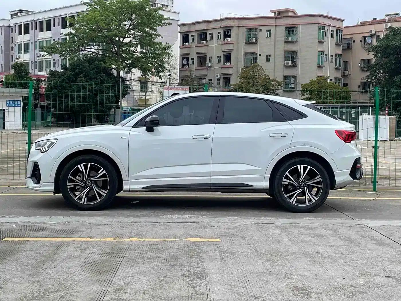 Audi Q3 Sportback 2022 40 TFSI Fashion Edition — миниатюра 3