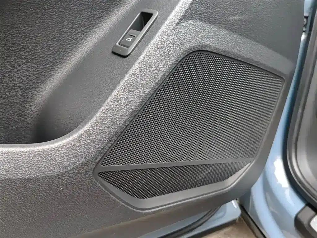Audi Q3 Sportback 2022 40 TFSI RS Package (Sports Edition) — миниатюра 15