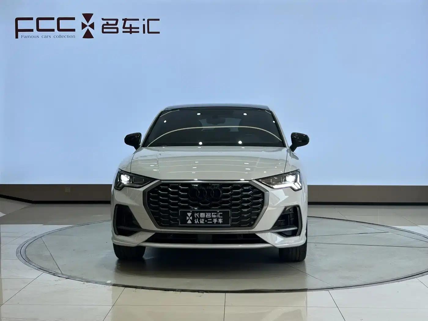 Audi Q3 Sportback 2024 40 TFSI Fashion Edition — миниатюра 2