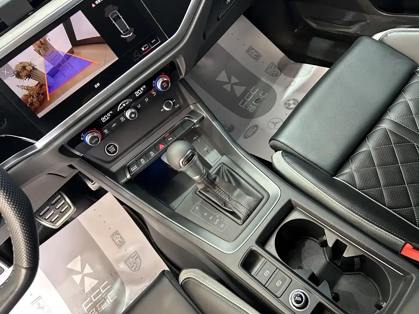 Audi Q3 Sportback 2024 40 TFSI Fashion Edition — миниатюра 13
