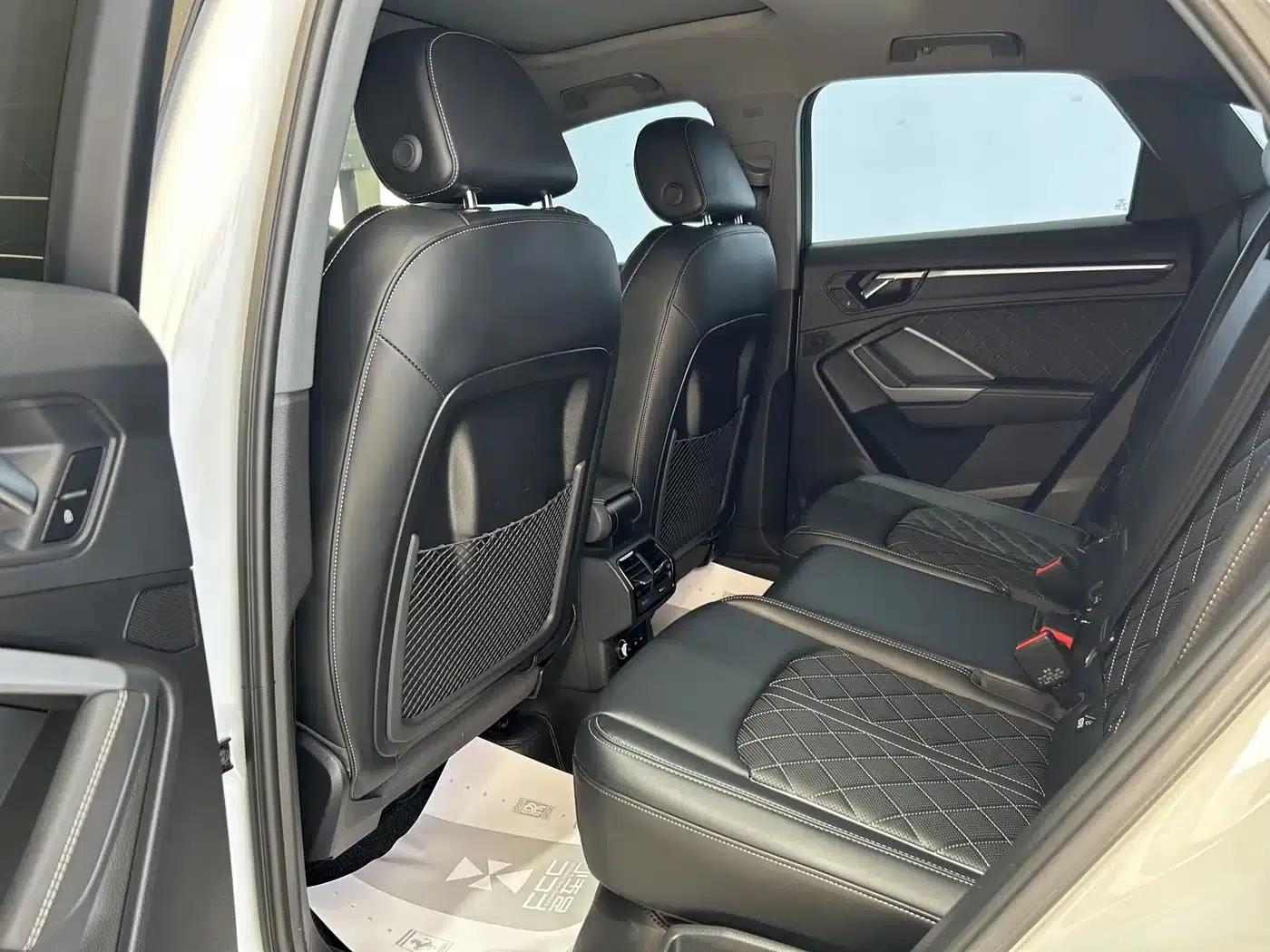 Audi Q3 Sportback 2024 40 TFSI Fashion Edition — миниатюра 17