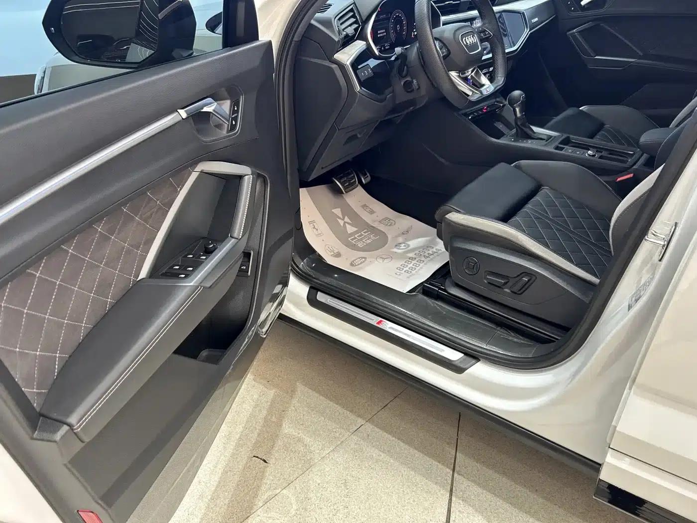 Audi Q3 Sportback 2024 40 TFSI Fashion Edition — миниатюра 9