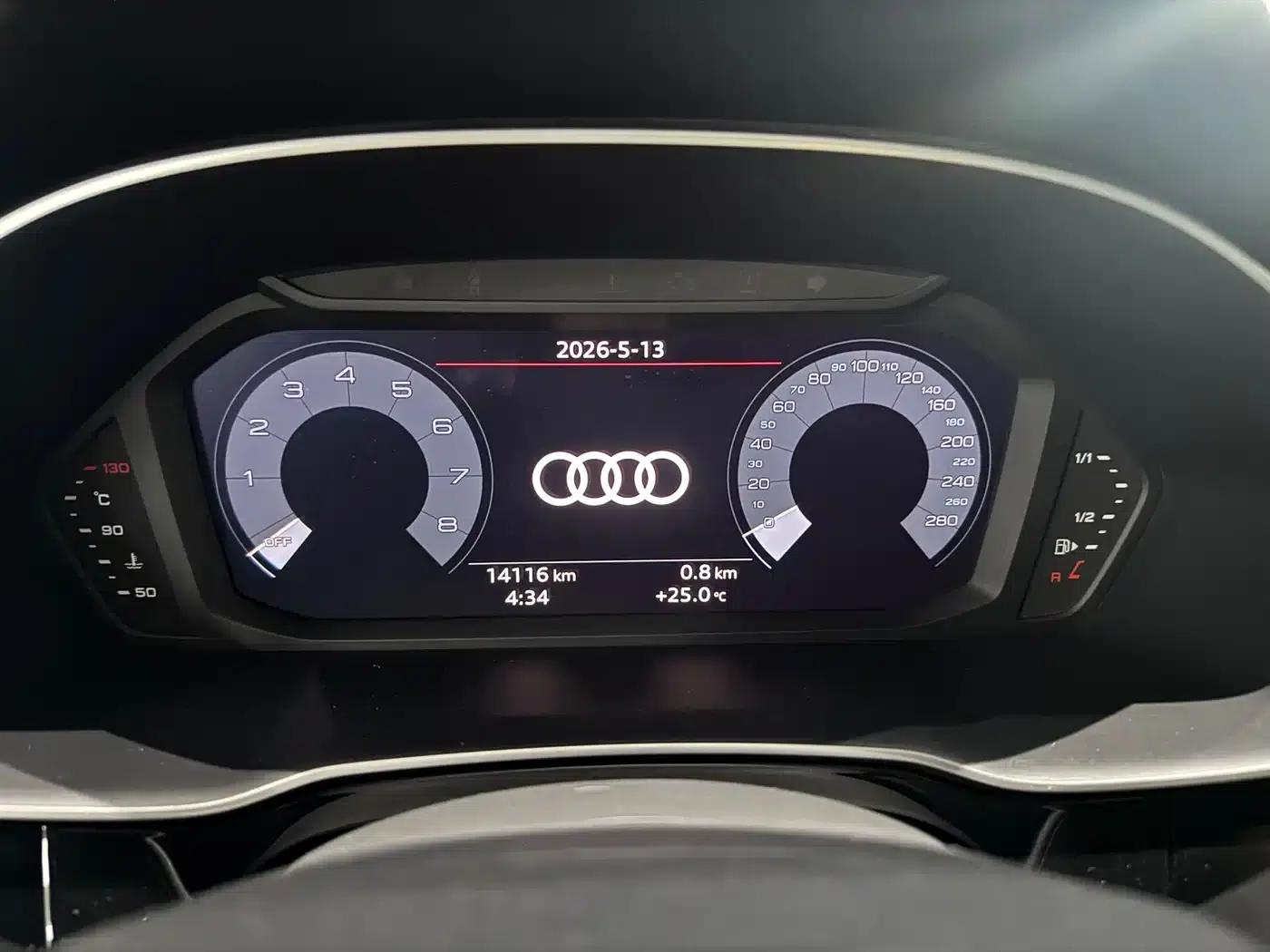Audi Q3 Sportback 2020 45 TFSI quattro Custom Premium Edition — миниатюра 10
