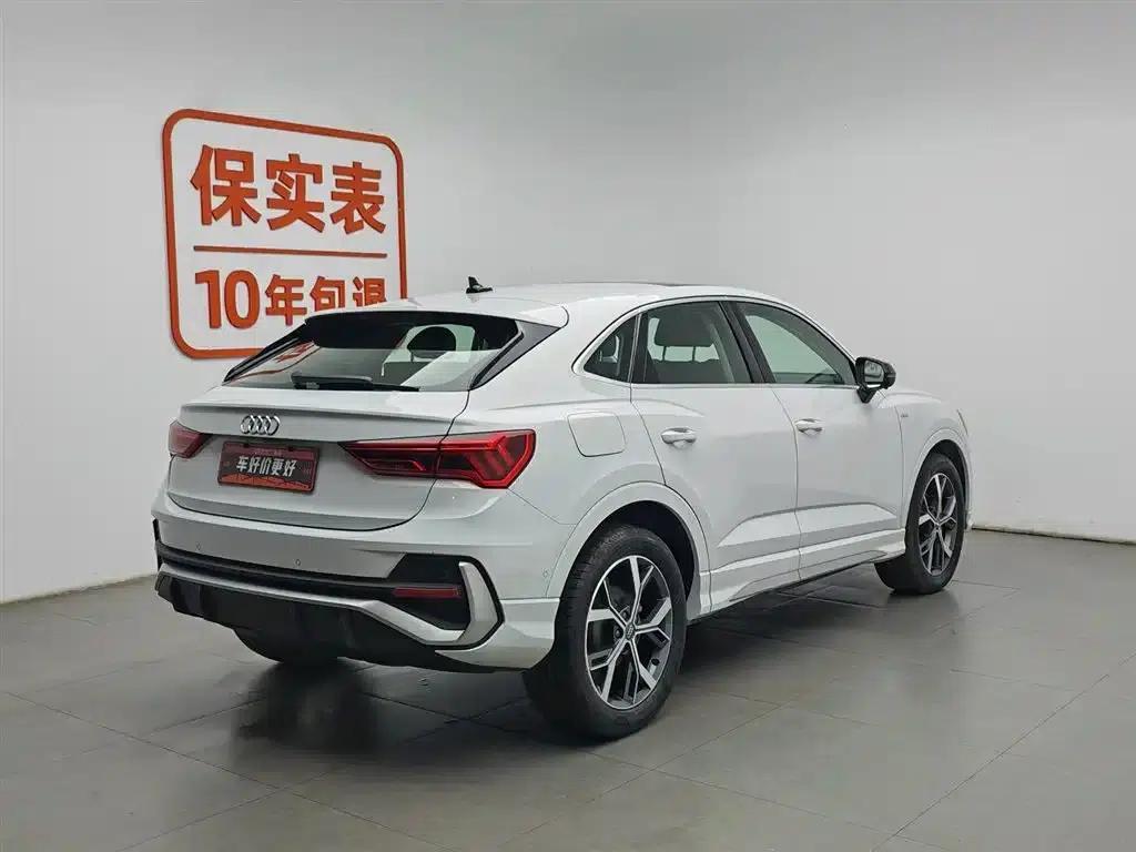 Audi Q3 Sportback 2020 40 TFSI Fashion Edition — миниатюра 2