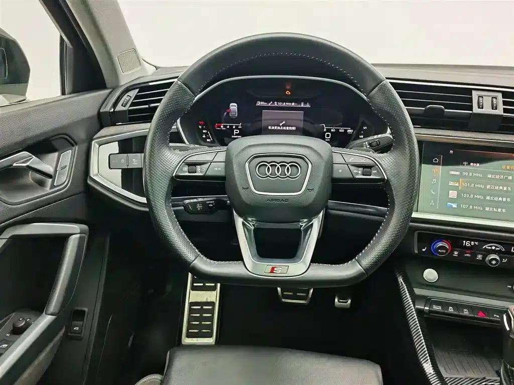 Audi Q3 Sportback 2020 40 TFSI Fashion Edition — миниатюра 11