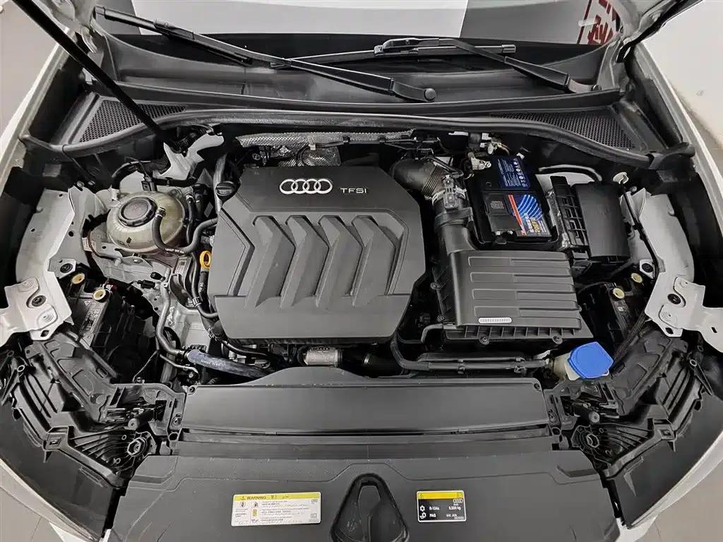 Audi Q3 Sportback 2020 40 TFSI Fashion Edition — миниатюра 6