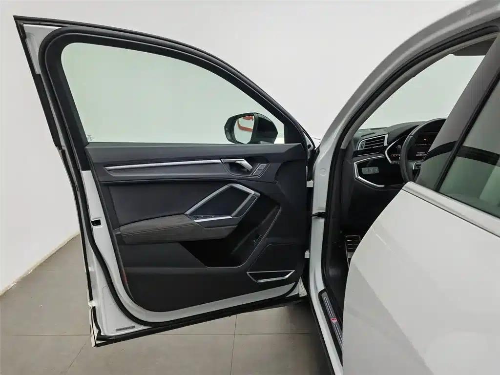 Audi Q3 Sportback 2020 40 TFSI Fashion Edition — миниатюра 8