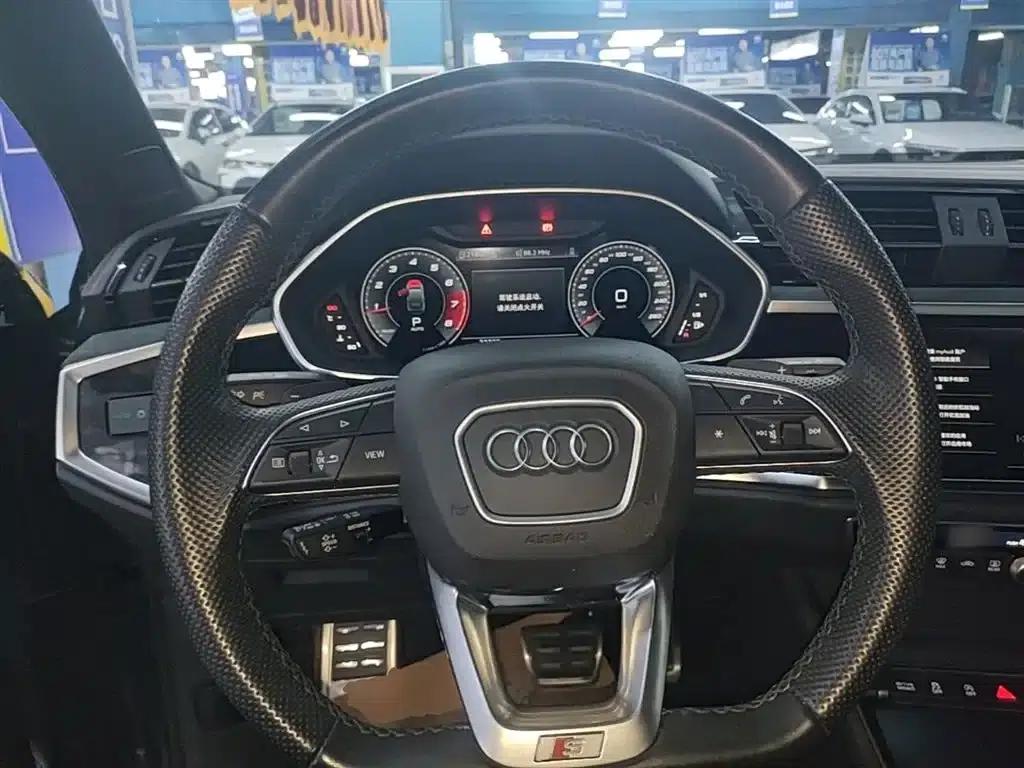 Audi Q3 Sportback 2024 45 TFSI quattro Launch Special Edition — миниатюра 11