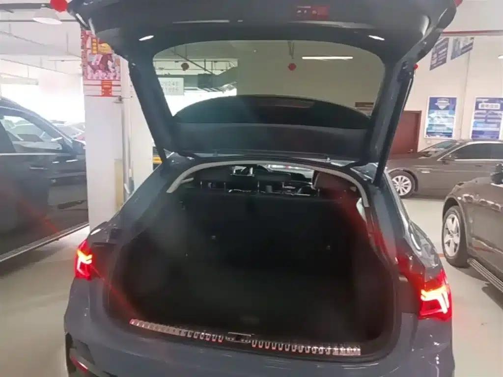 Audi Q3 Sportback 2023 40 TFSI RS Package (Extreme Speed Edition) — миниатюра 19