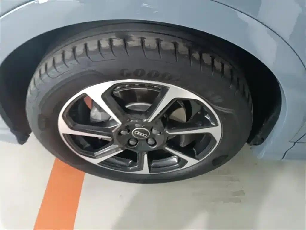 Audi Q3 Sportback 2023 40 TFSI RS Package (Extreme Speed Edition) — миниатюра 23