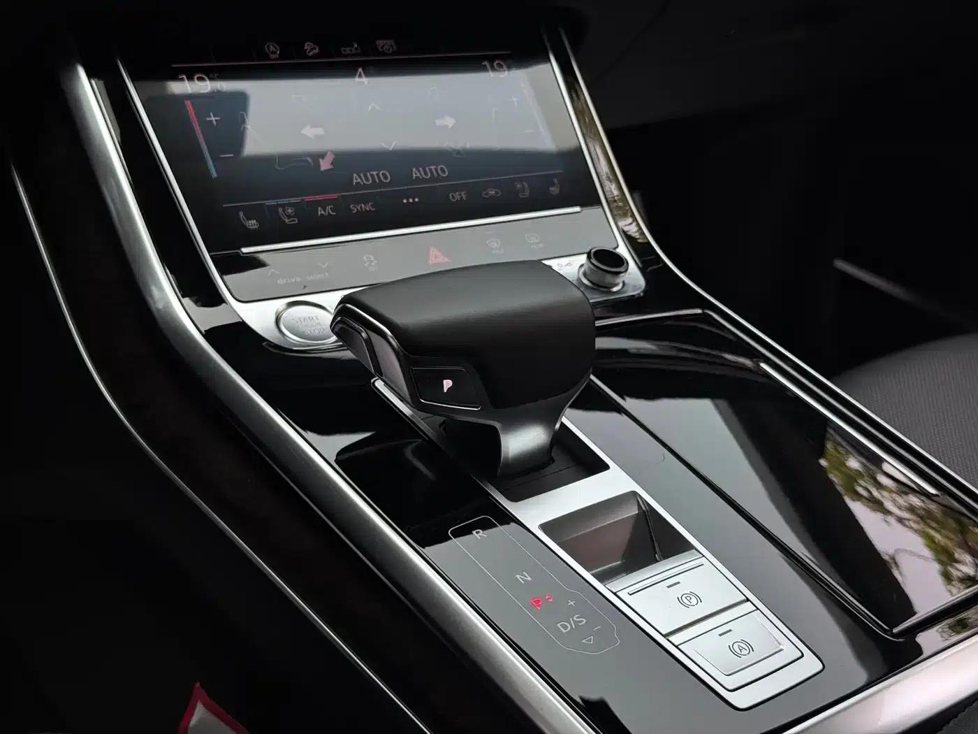 Audi Q8 2019 55 TFSI Dynamic Edition — миниатюра 18