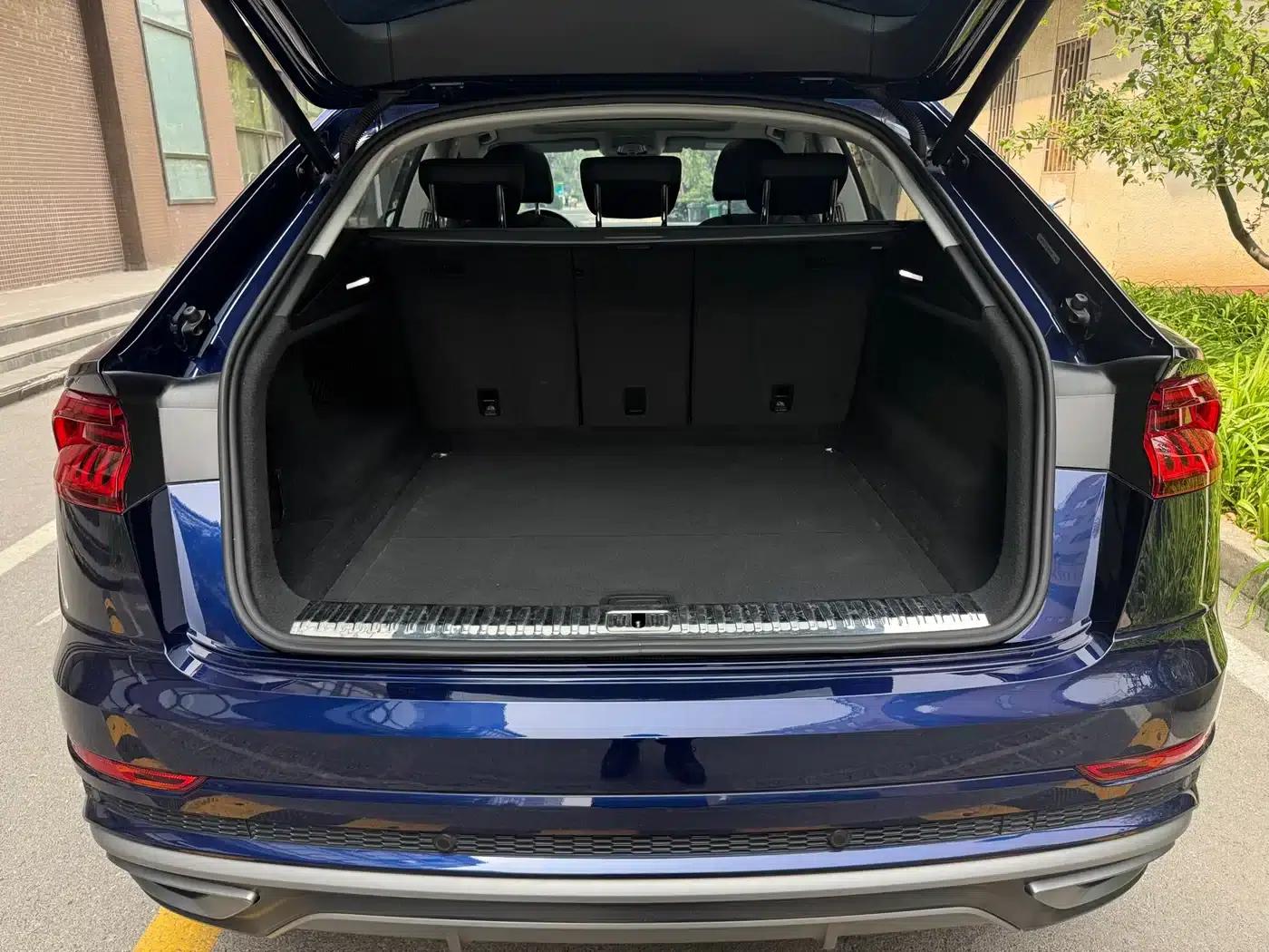 Audi Q8 2019 55 TFSI Dynamic Edition — миниатюра 23