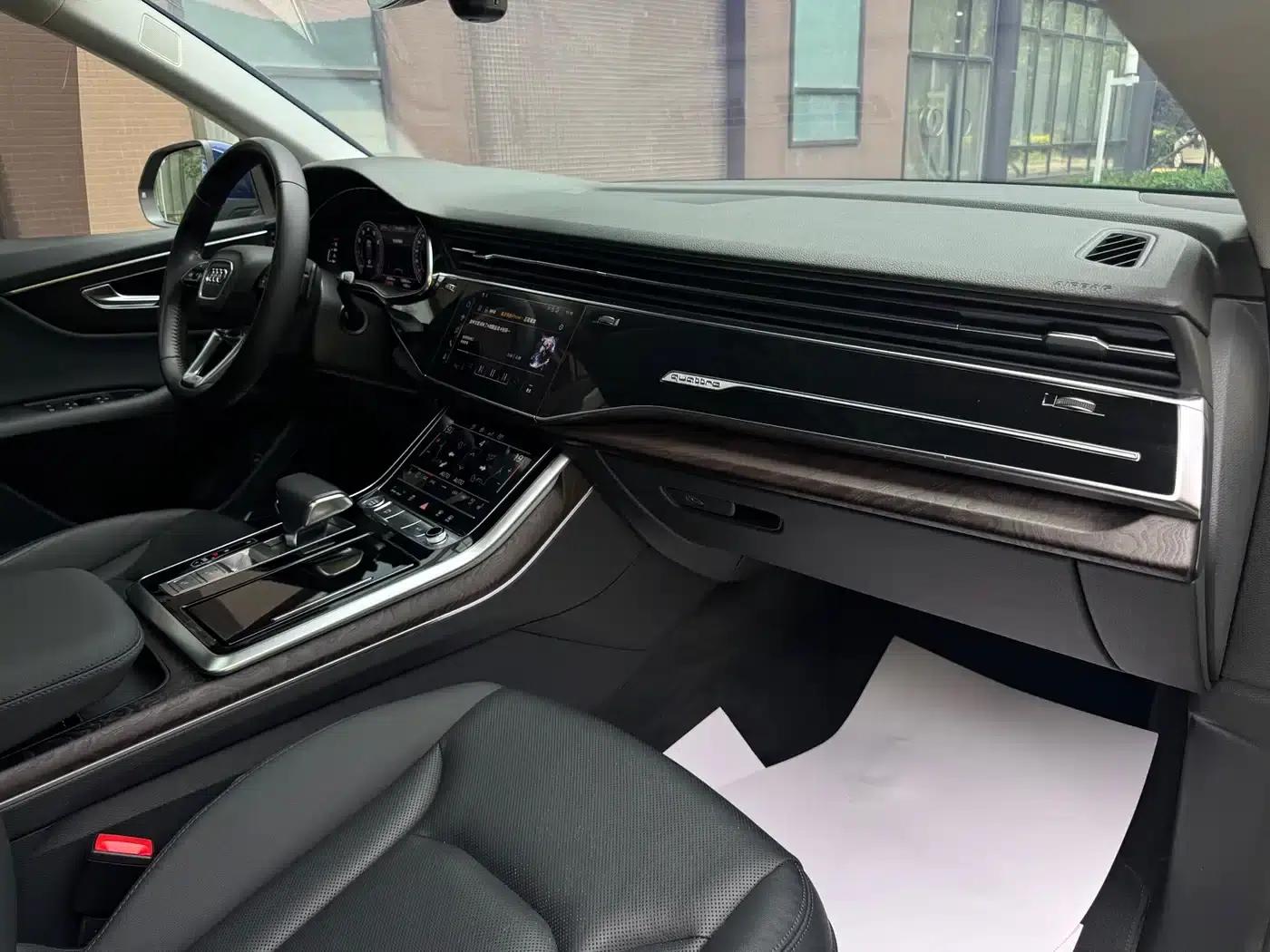 Audi Q8 2019 55 TFSI Dynamic Edition — миниатюра 9