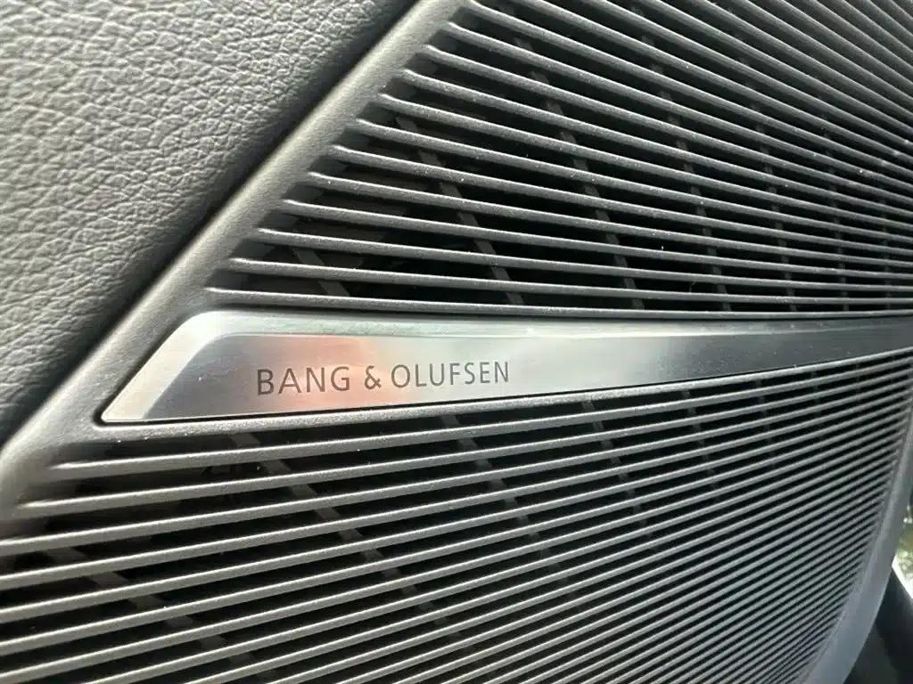 Audi Q8 2023 55 TFSI Luxury Dynamic — миниатюра 18