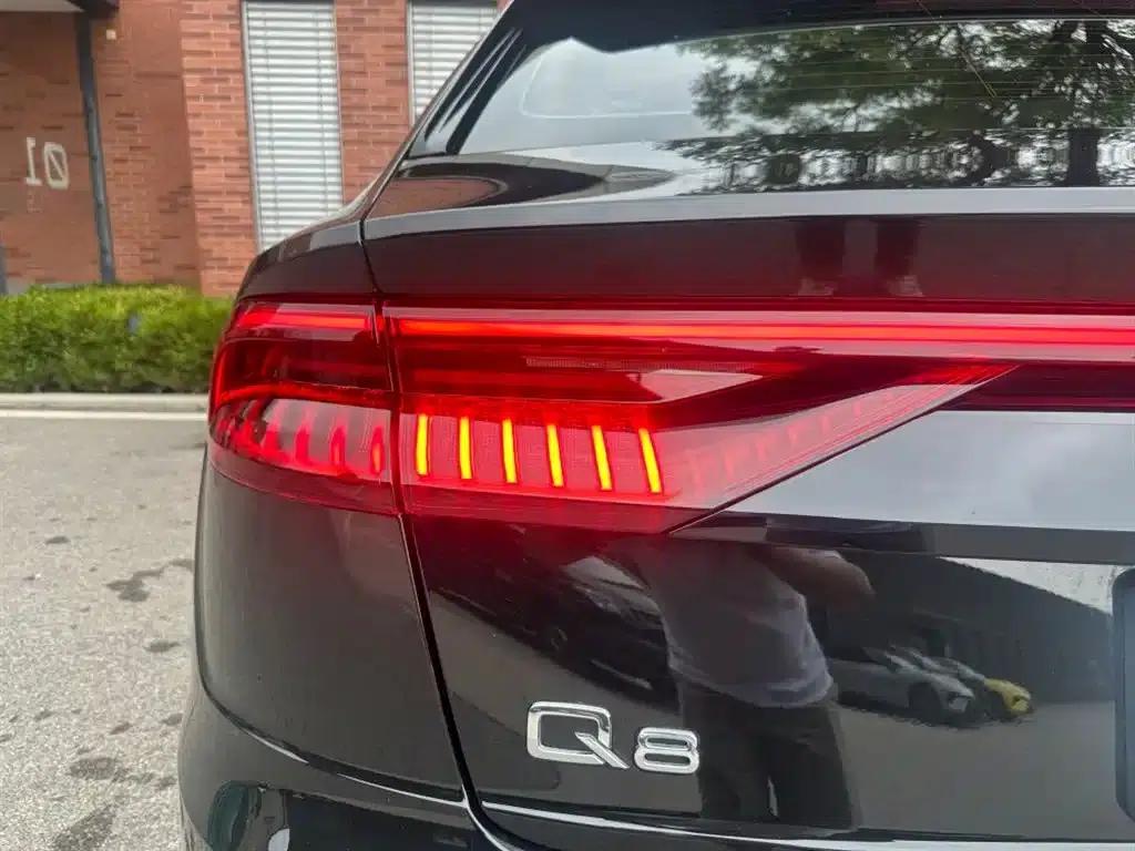 Audi Q8 2023 55 TFSI Luxury Dynamic — миниатюра 7