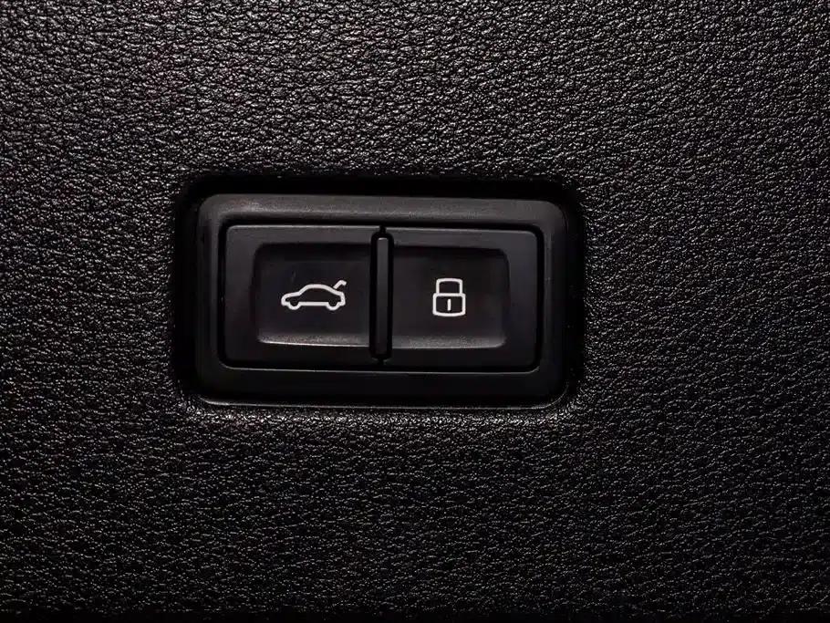 Audi Q8 2019 55 TFSI Dynamic Edition — миниатюра 7