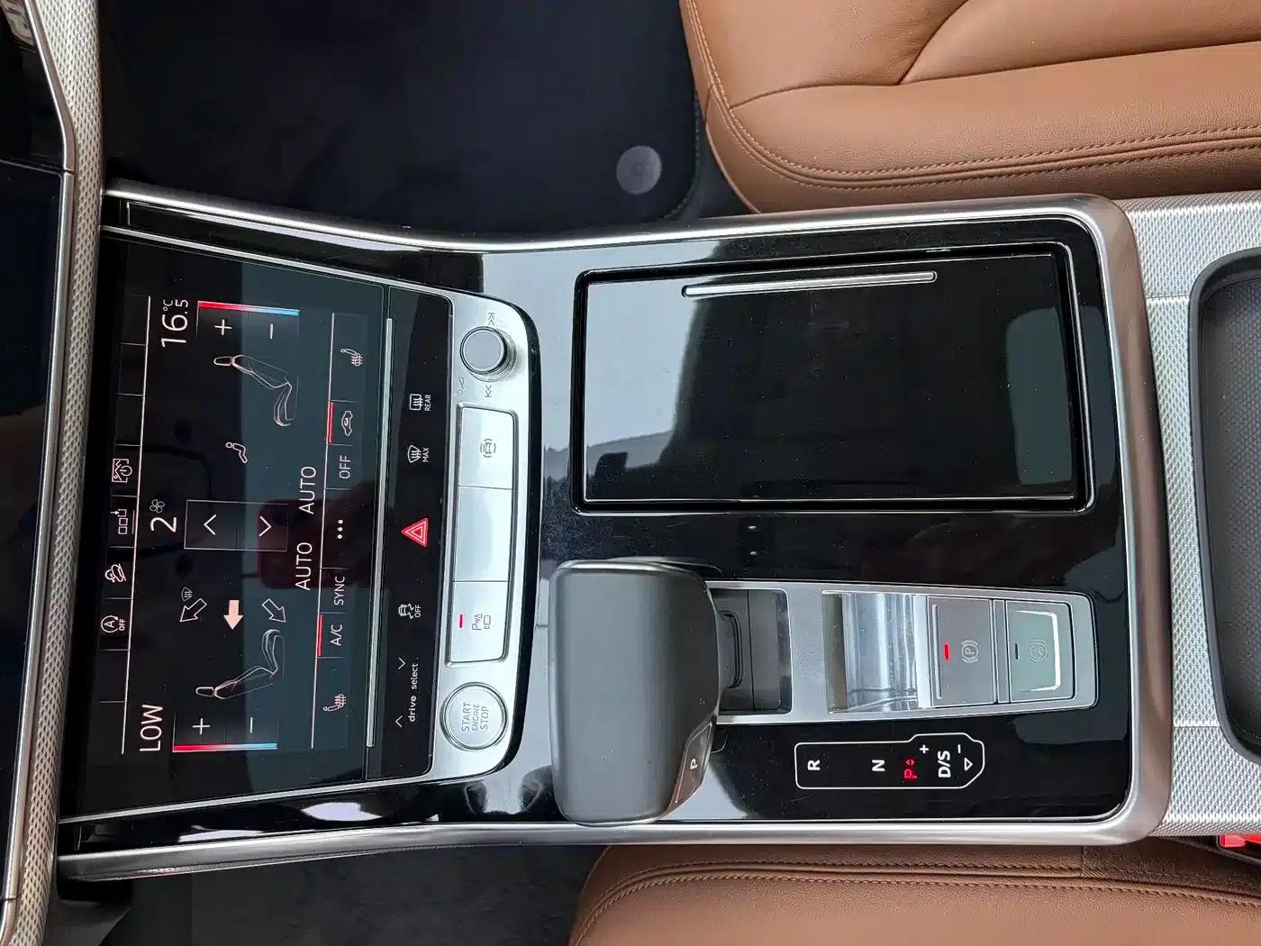 Audi Q8 2019 45 TFSI Luxury Elegance — миниатюра 5