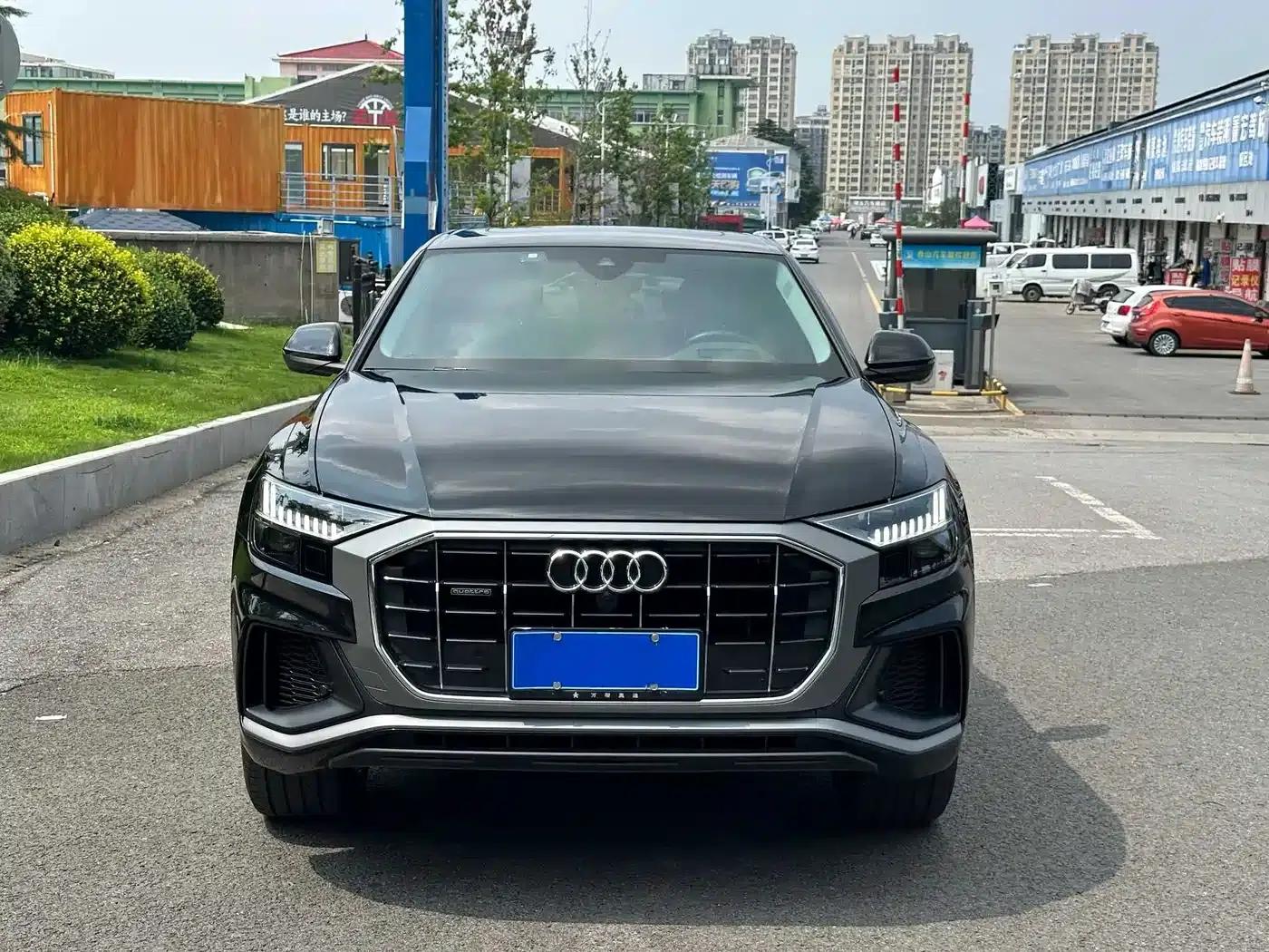 Audi Q8 2022 55 TFSI Luxury Dynamic — миниатюра 2