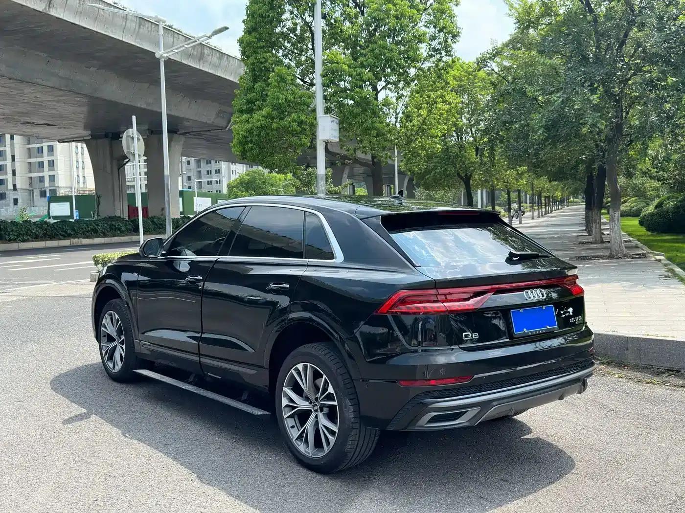 Audi Q8 2022 55 TFSI Luxury Dynamic — миниатюра 5