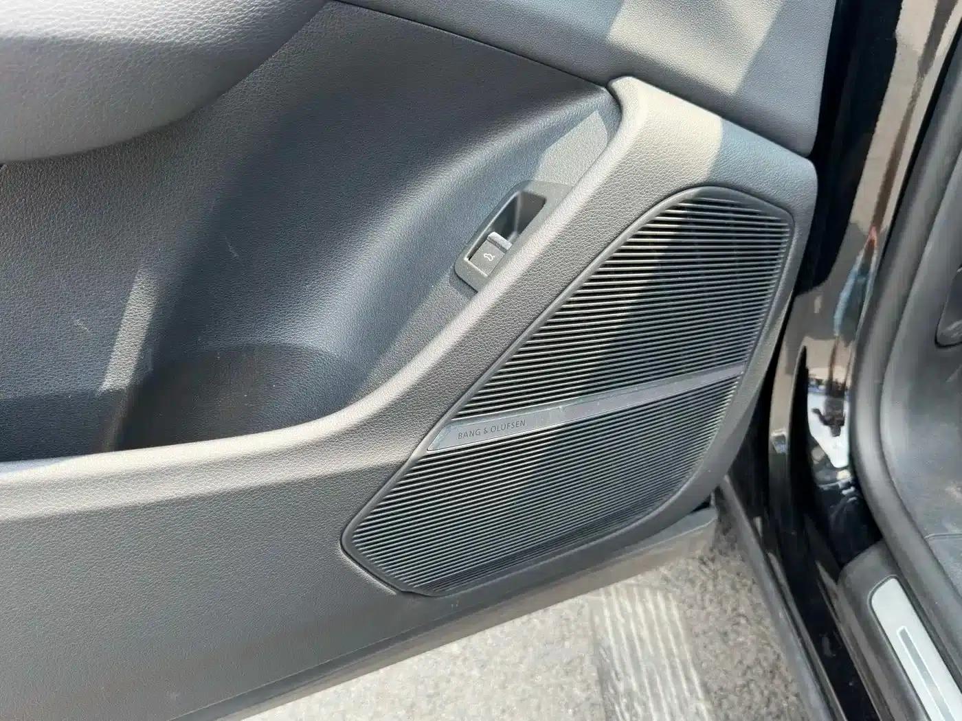Audi Q8 2022 55 TFSI Luxury Dynamic — миниатюра 9