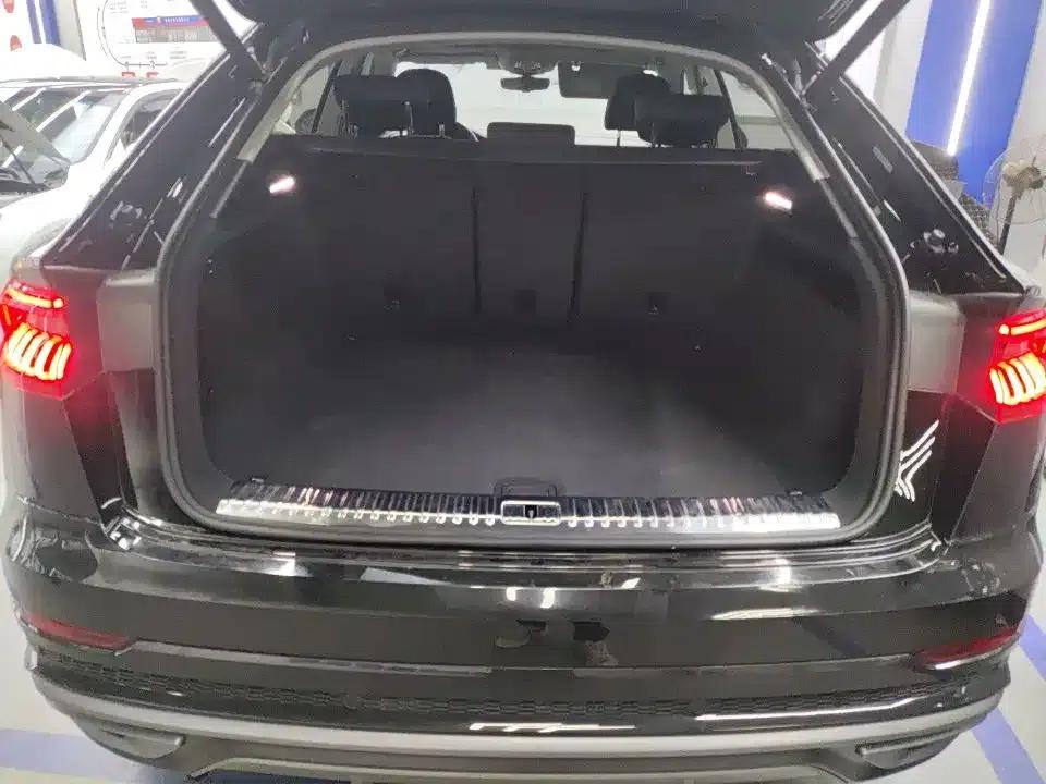 Audi Q8 2024 55 TFSI Luxury Dynamic — миниатюра 9