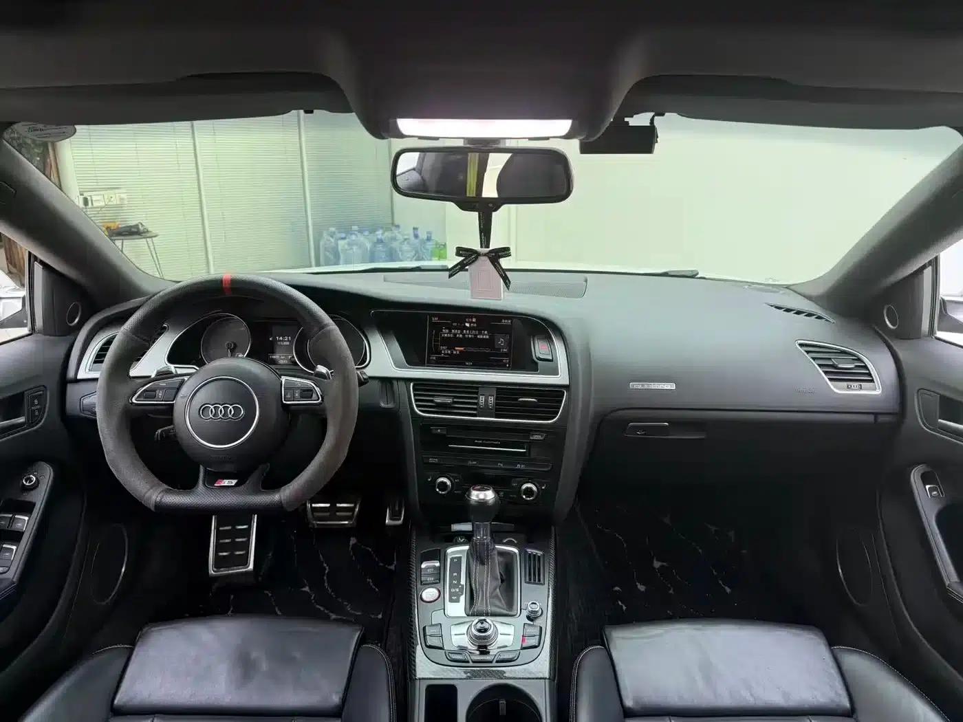 2012 Audi S5 3.0T Sportback — миниатюра 7