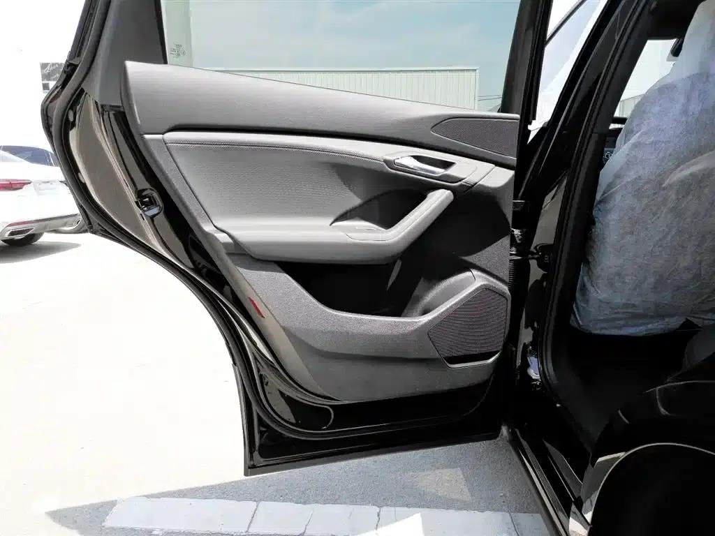 Audi Q6L e-tron 2026 Extended Range Version — миниатюра 9