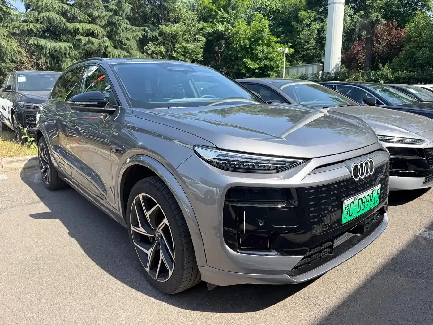 Audi Q6L e-tron 2026 First Edition — миниатюра 2