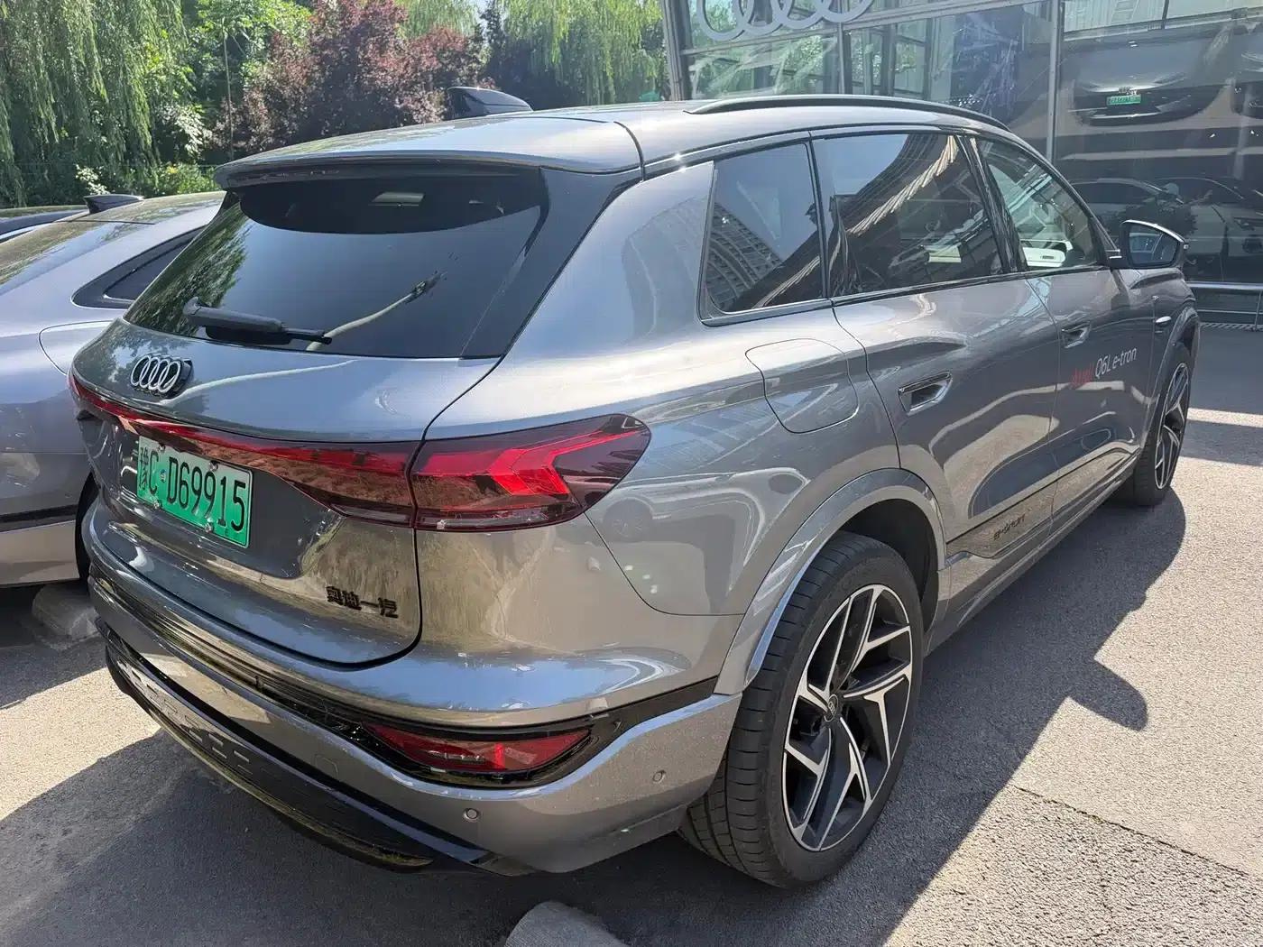 Audi Q6L e-tron 2026 First Edition — миниатюра 3