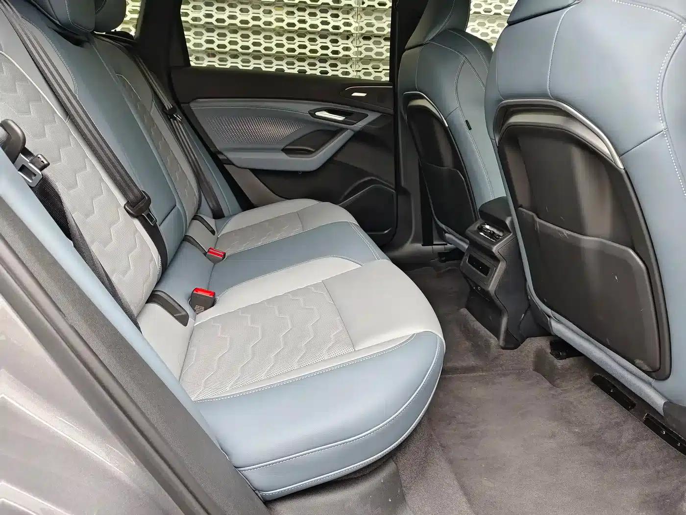 Audi Q6L e-tron 2026 First Edition — миниатюра 6