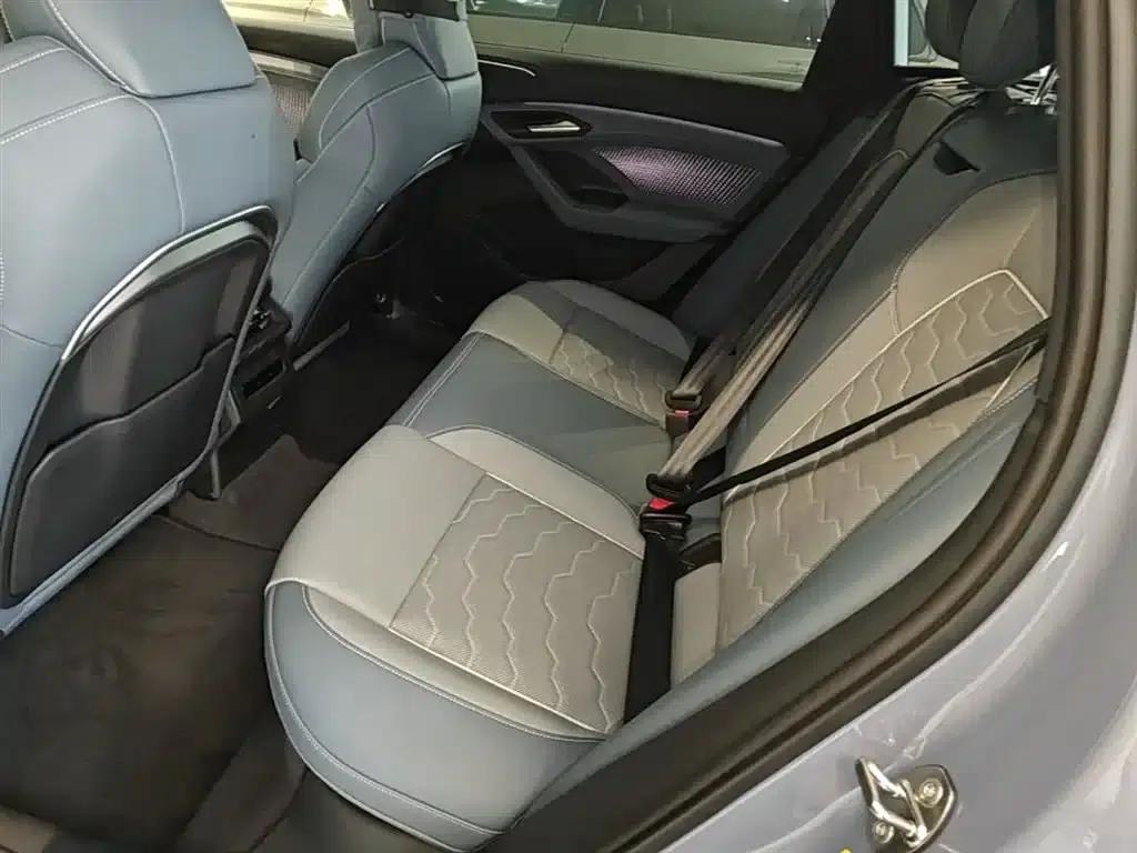 Audi Q6L e-tron 2026 First Edition — миниатюра 17