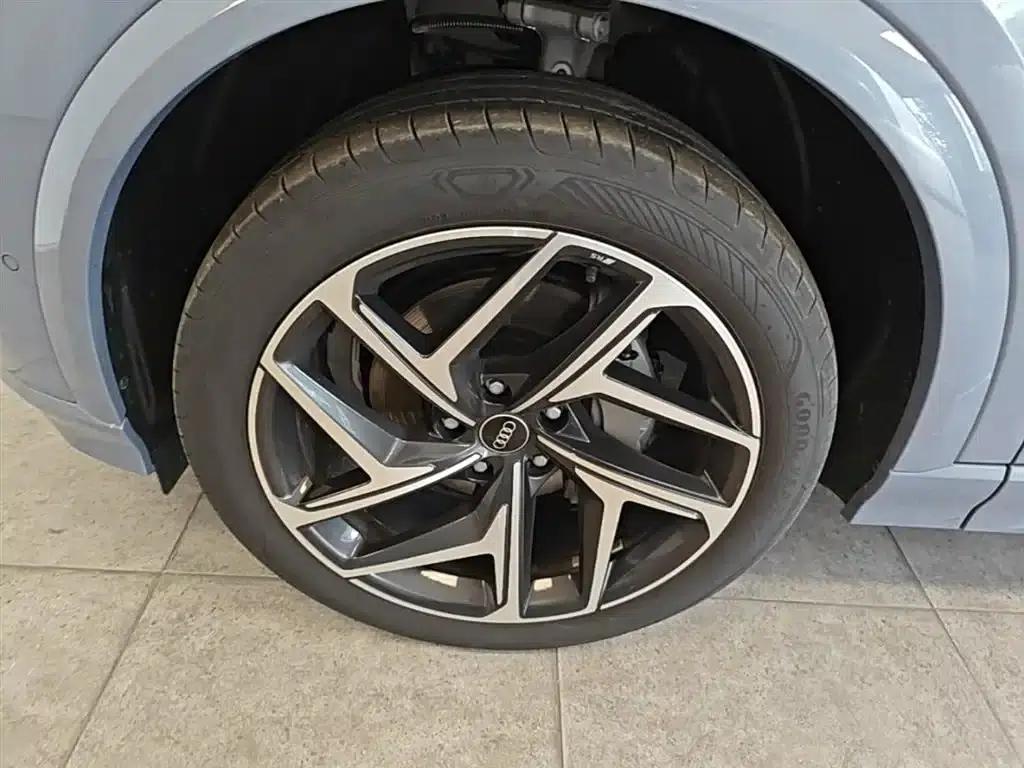 Audi Q6L e-tron 2026 First Edition — миниатюра 23