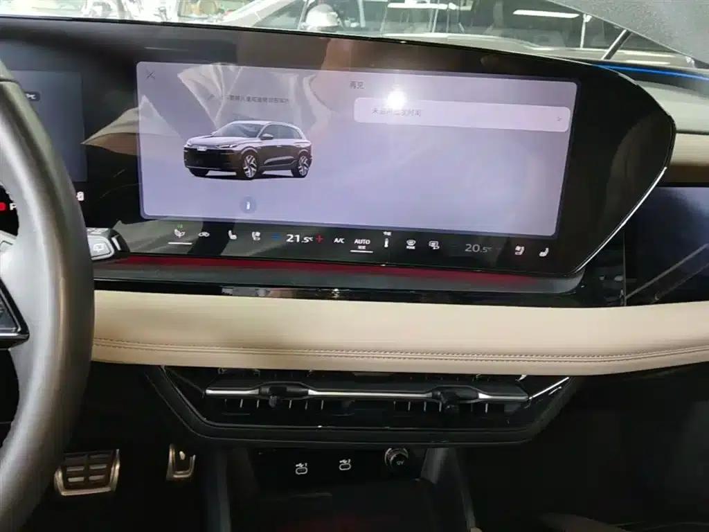 Audi Q6L e-tron 2026 First Edition — миниатюра 13