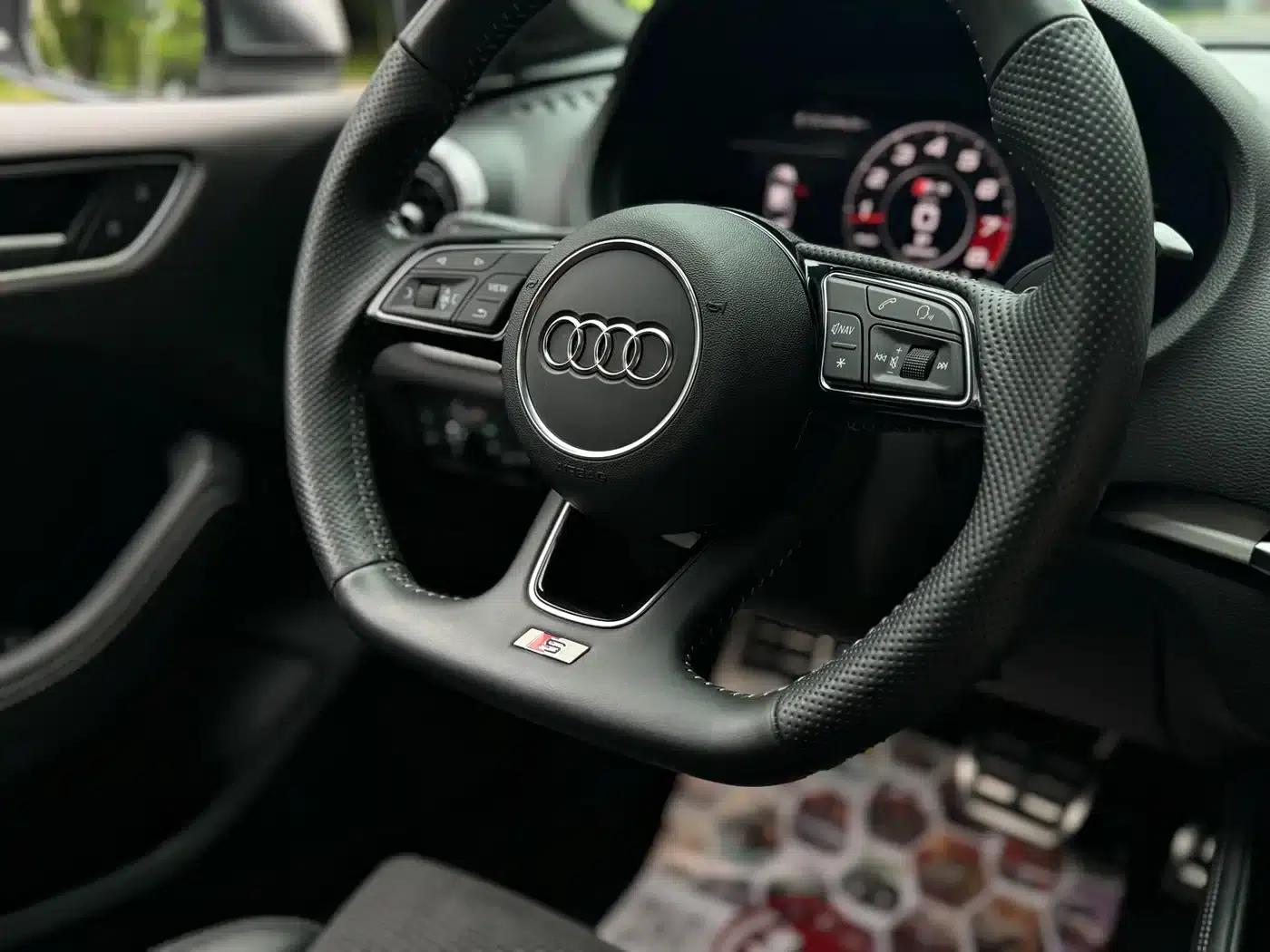 Audi S3 2017 Facelift S3 2.0T Limousine — миниатюра 22