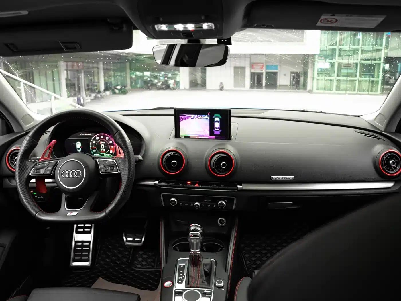 Audi S3 2019 Model S3 2.0T Limousine — миниатюра 8