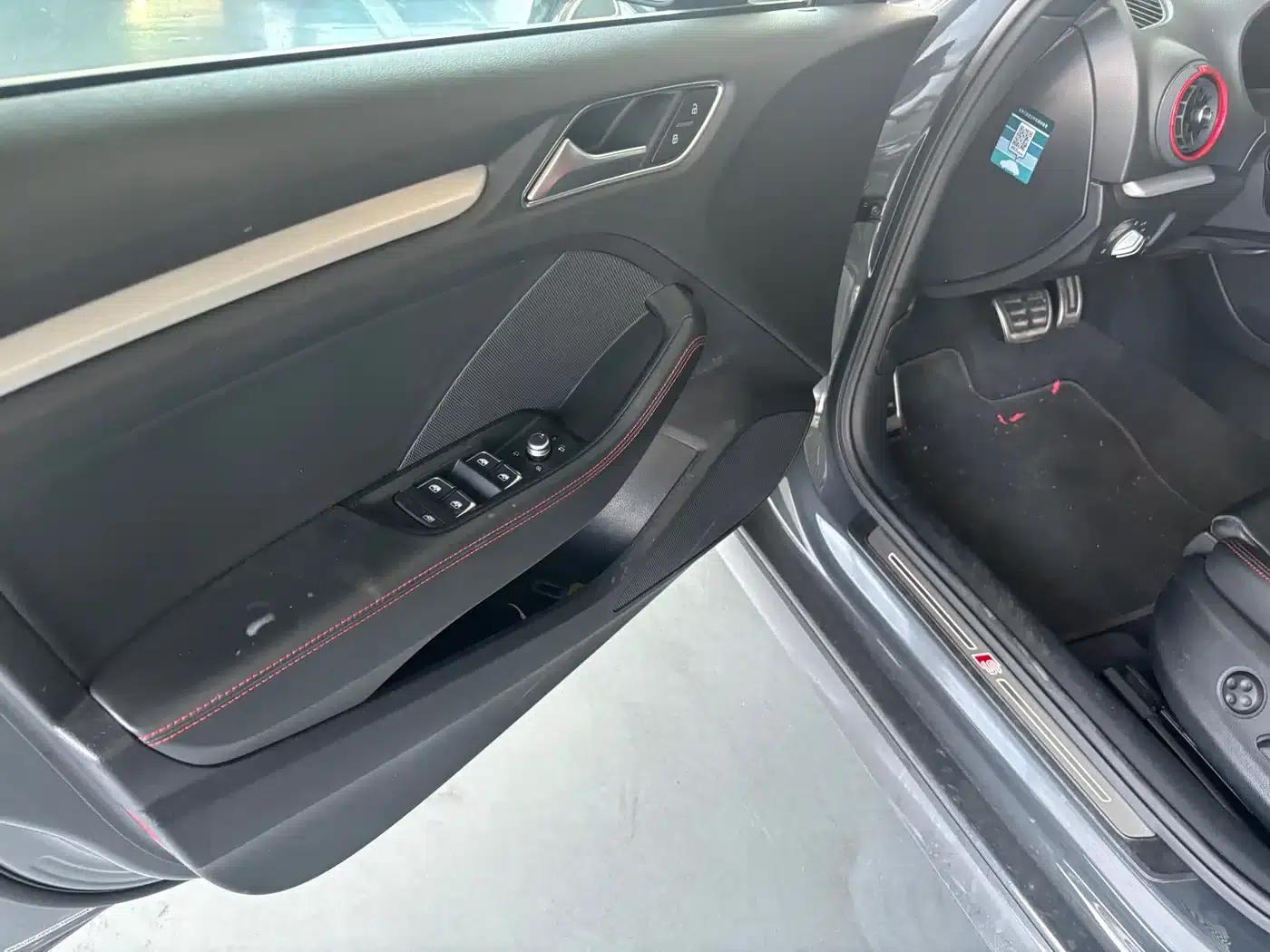 Audi S3 2019 Model S3 2.0T Limousine — миниатюра 4