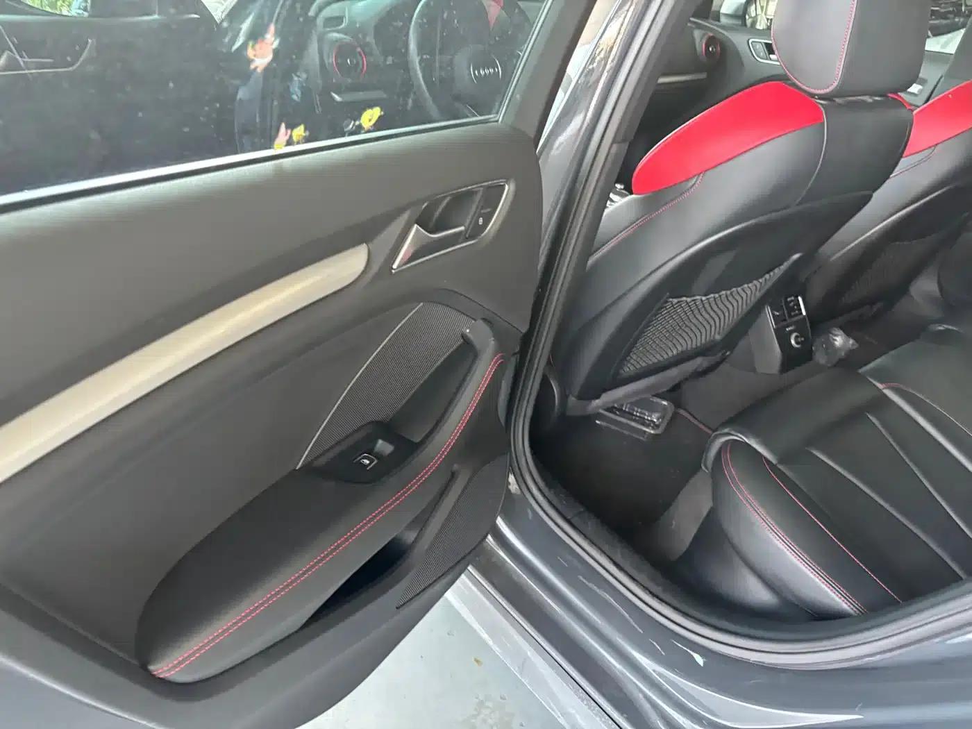 Audi S3 2019 Model S3 2.0T Limousine — миниатюра 8