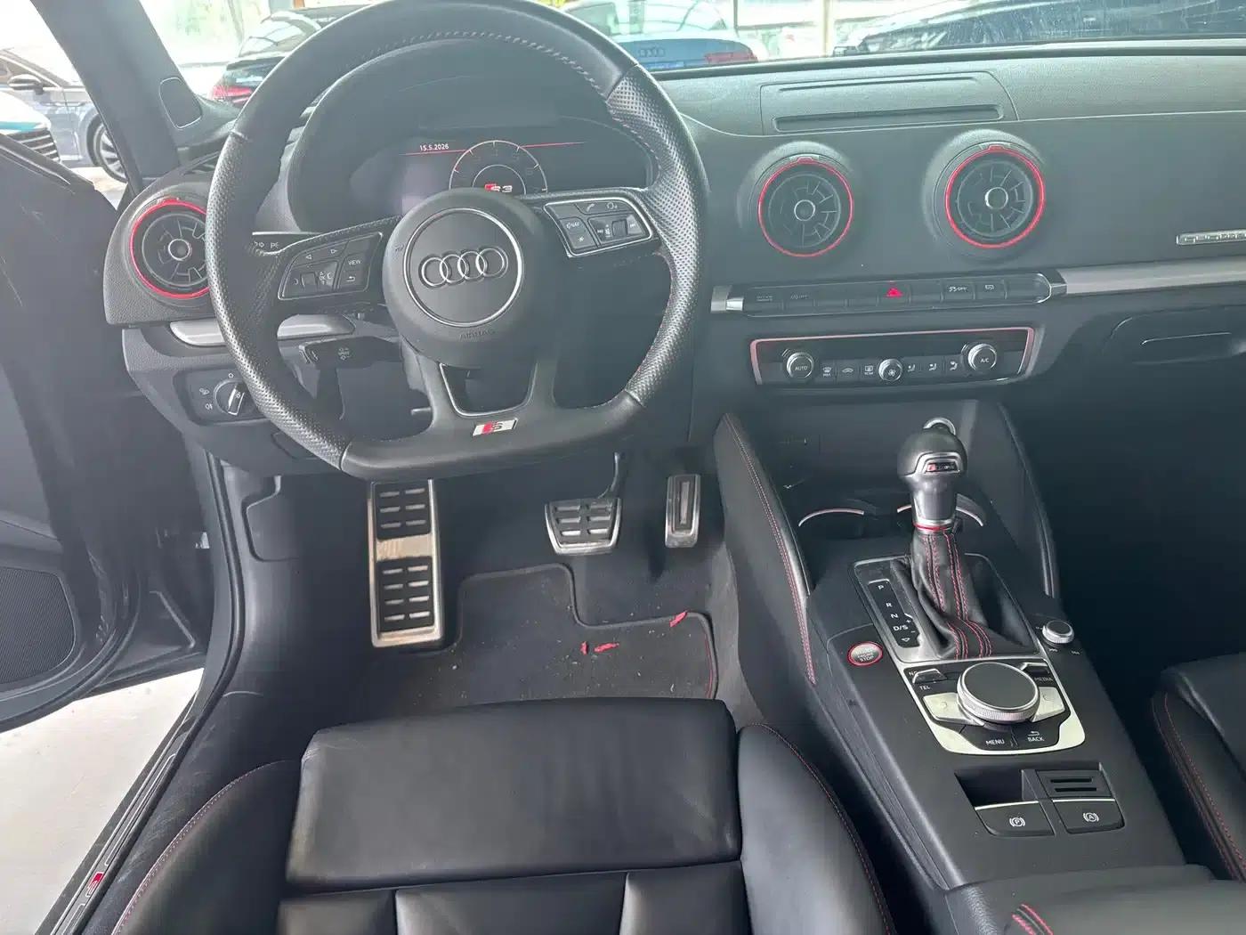 Audi S3 2019 Model S3 2.0T Limousine — миниатюра 10